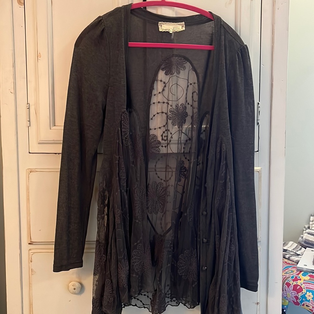 Elegant knit jacket with lace cut-out back